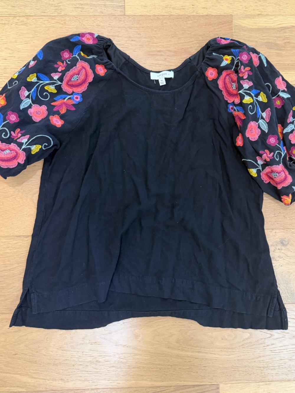 Umgee Black Linen Cotton top Multicolor Floral Embroidered Puff Sleeves XL VGUC